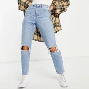 TOPSHOP Women's Light Mom Jeans Ripped jeans Size 26 Length 30